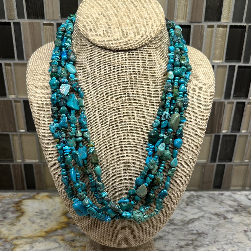 Turquoise Beaded Necklace